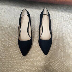 Ann Taylor Black Suede And Patent Leather Pumps Ladies Size 9